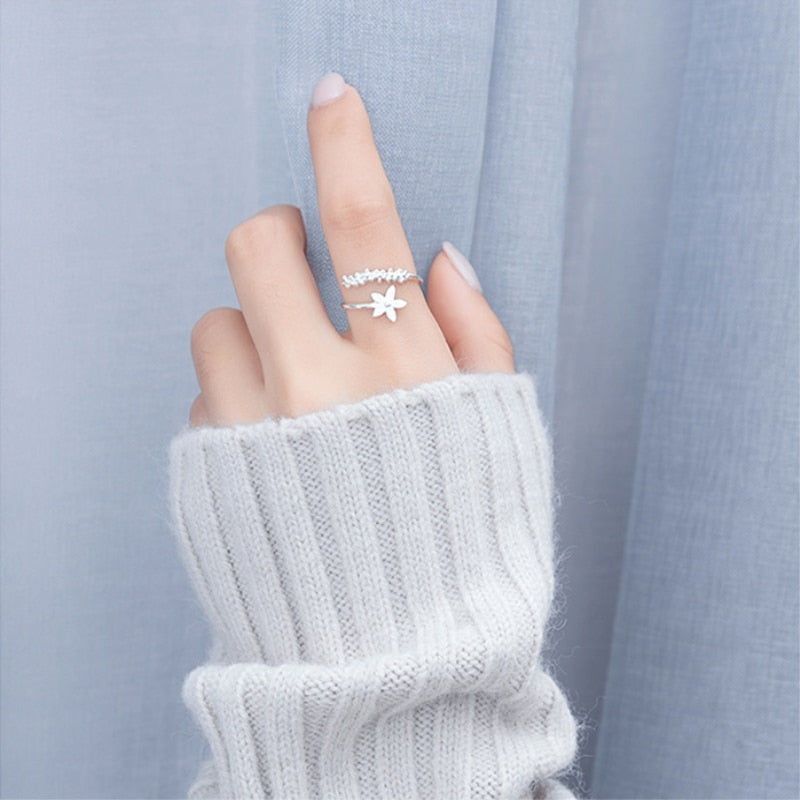 Fresh Flower Silver Color Cheerful Personality Fashion Gift Female Resizable Rings - Niki Ice Jewelry 