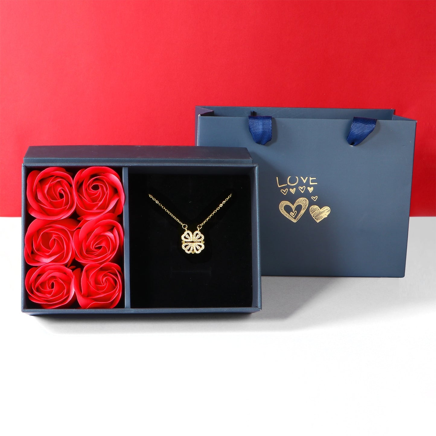 Luxury Four Leaf Clover Pendant Necklace for Women Crystal Heart Magnetic Necklaces Rose Gift Box